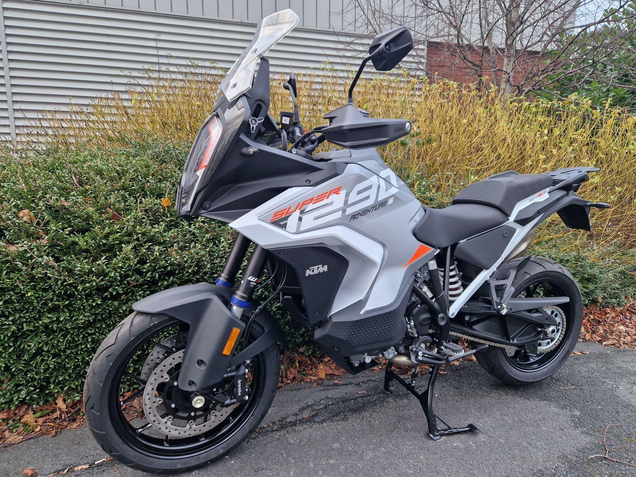 SOLD 2024 KTM 1290 X-Ring Euro 5
